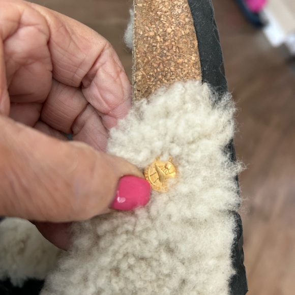 Birkenstock Gold Accent Shearling Footwear - Picture 10 of 11